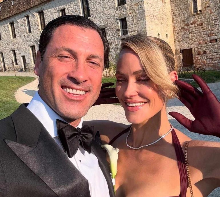 Старший - 100% Макс: Чмерковський із дружиною замилували фанів новими фото трьох синів