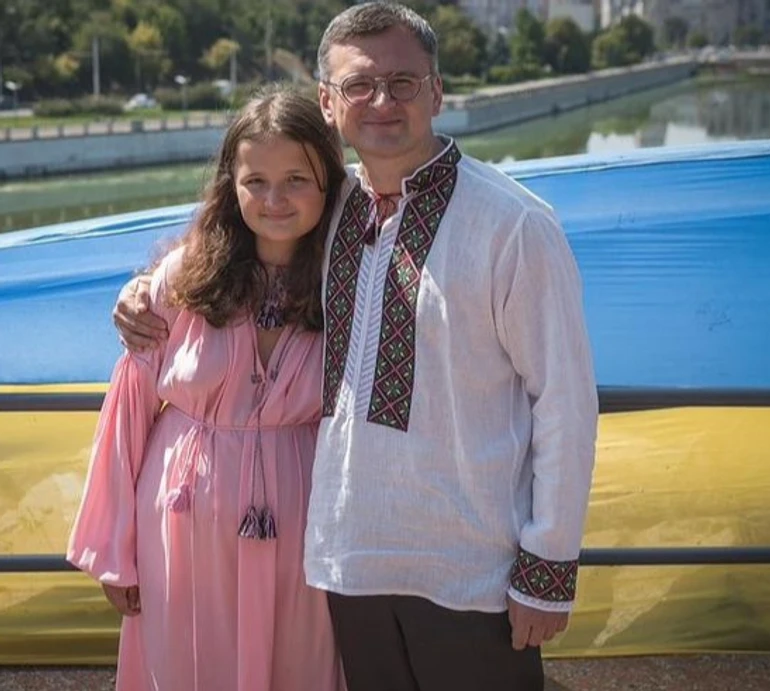 Була травма у відносинах з дітьми: Кулеба розповів, через що мав проблеми у стосунках з сином та дочкою та як з них вирулив