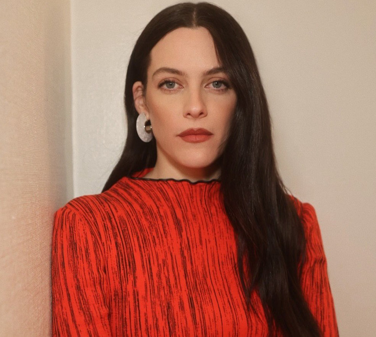 Онука Елвіса Преслі може виявитися біологічною мамою сина Джона Траволти