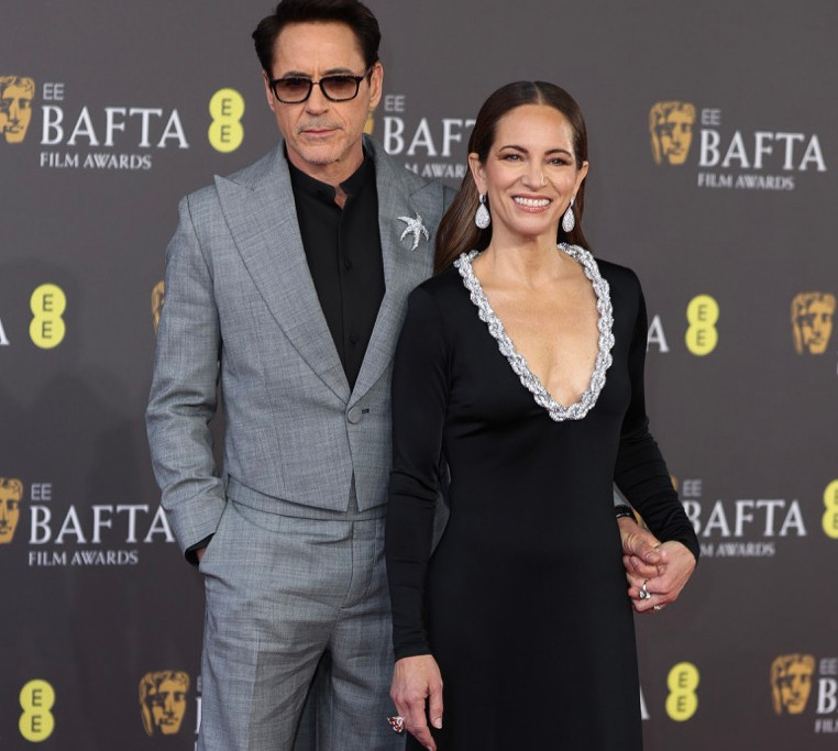 Правило двох тижнів та вільний простір: секрет успішних стосунків Роберта Дауні-молодшого