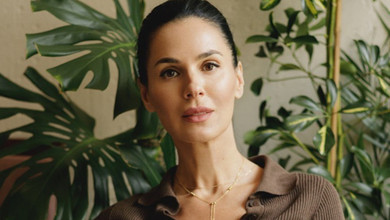 Єфросиніна в обтислому спортлуці показала іспанський антистрес з гантелями