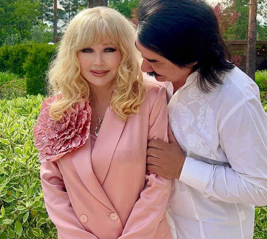 Буду в прокуратуру писати: Зібров пожалівся на знущання дружини