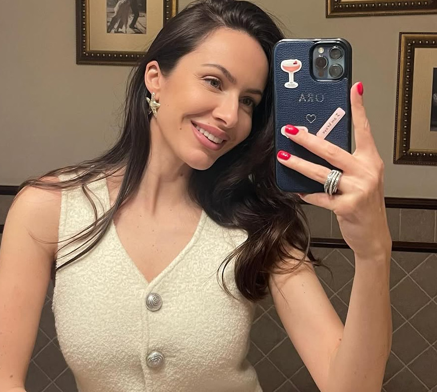 Тема закрита: колишня Остапчука заявила про врегулювання справи без суду