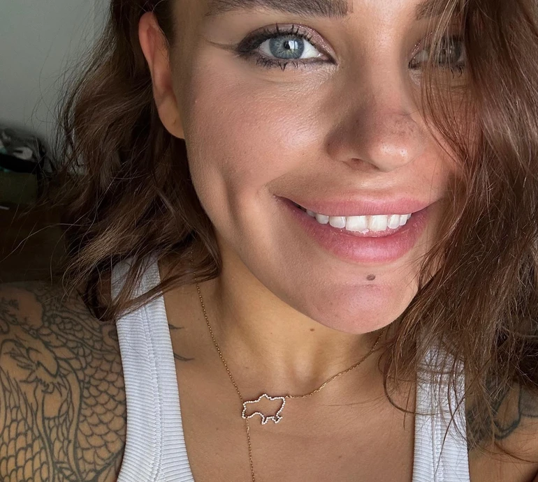 В новому році - нові правила: Заріцька в лосинах показалася у   спортзалі