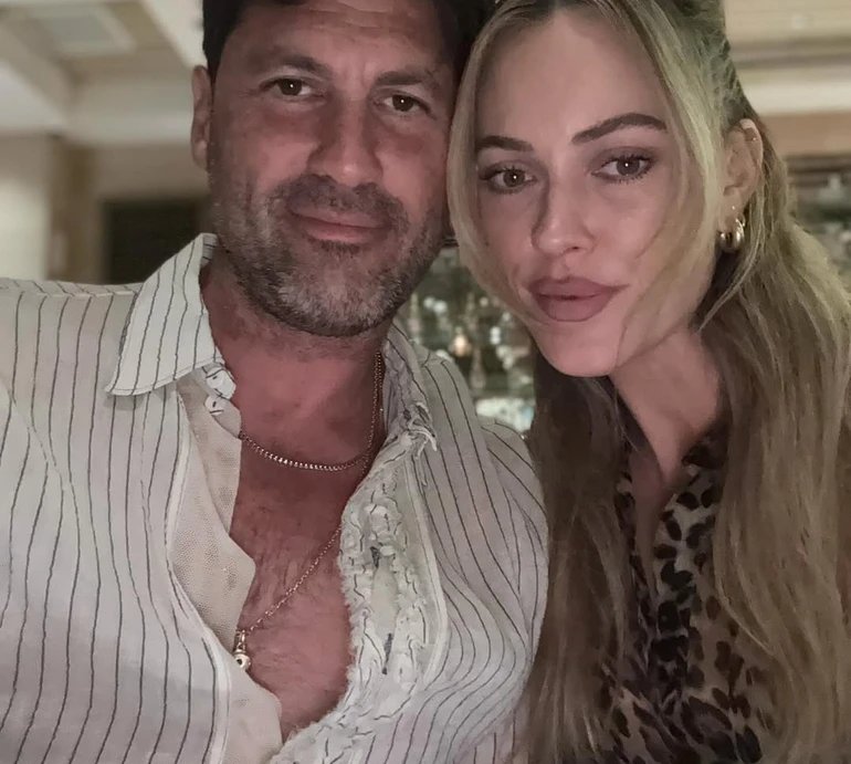 Нічого більше не має значення: Чмерковський замилував піжамним фото з трьома синами