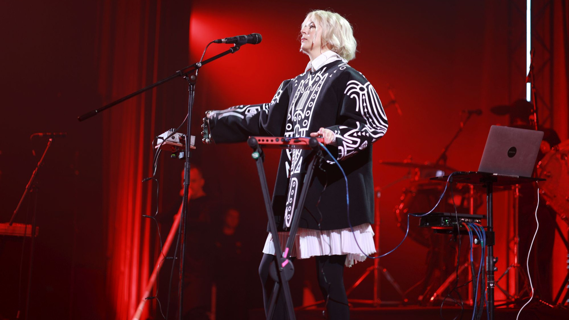 Виступ ONUKA, відзнака енергетиків і розмова з керівниками САП і НАБУ: як минула церемонія нагородження УП 100