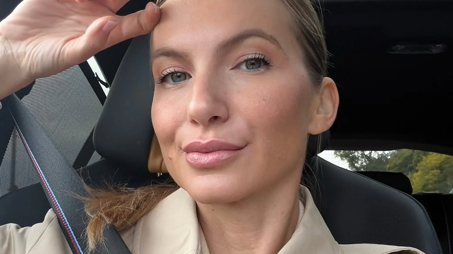 Юрушева завітала до Києва та наробила селфі зі Скічком