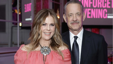 Том Хенкс з нагоди 37-річчя шлюбу показав пляжне фото з коханою