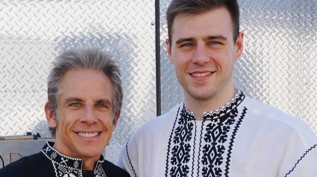 Наш козак: Гераскевич подарував Бену Стіллеру вишиванку та подякував йому за підтримку на Олімпіаді