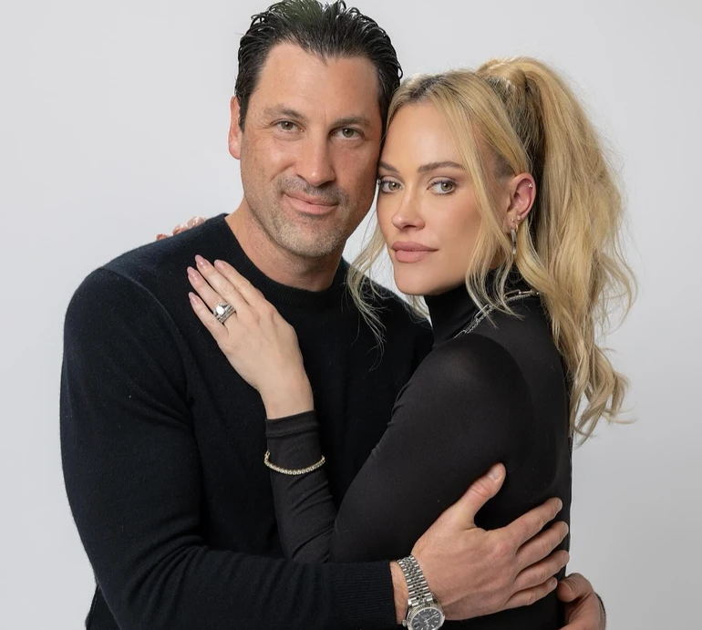 Чмерковський гайнув у танок із дружиною на 6-му місяці вагітності. Відео