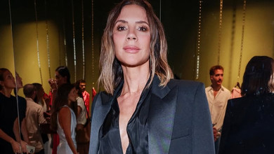 Сімейка Бекхемів: Круз із дівчиною підтримав маму на її заході, а Бруклін тим часом привітав тестя. Фото