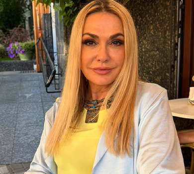 Мінімум цукру та цитрусові: Сумська поділилася універсальним рецептом ягідного джему