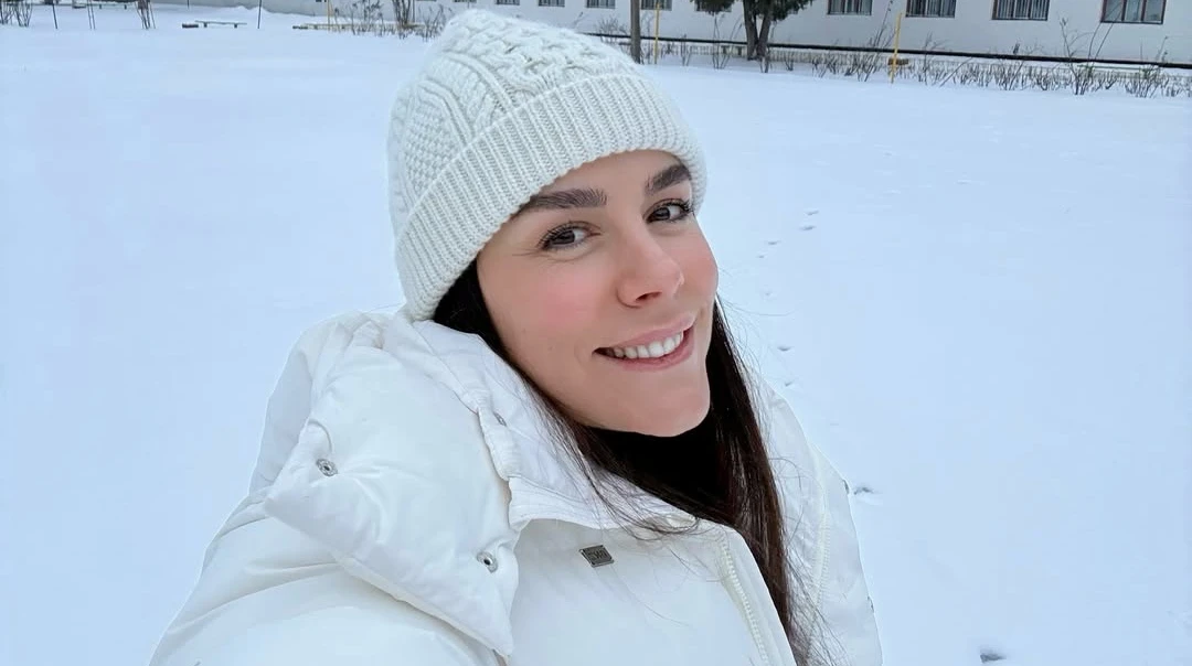 Завжди тягнутиме сюди: Онуфрійчук із сестрою завітала до рідного села вперше з 2022 року. Фото