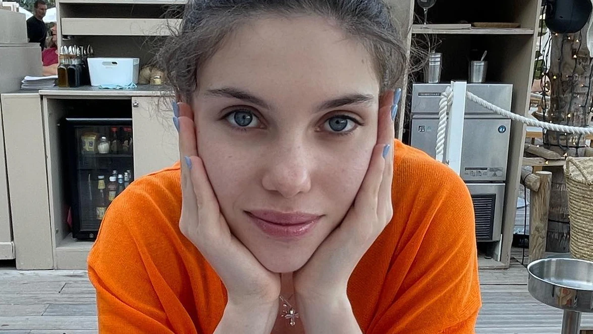 21-річна дочка Суркіса в Києві показалася в обіймах хлопця-футболіста