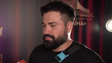 Аксельрод про те, чому перестав співати, про заробітки під час війни, секрет стосунків із Мозговою та принципи виховання дочки