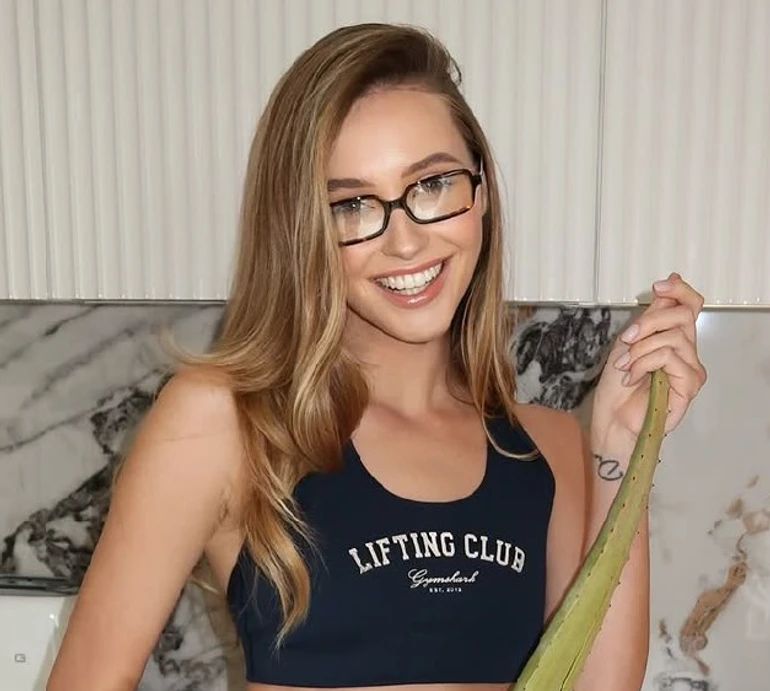 Мало хто звертає увагу, а різниця значна: ексдружина Тищенка розказала, які продукти в своєму раціоні замінила і від яких навідріз відмовилася