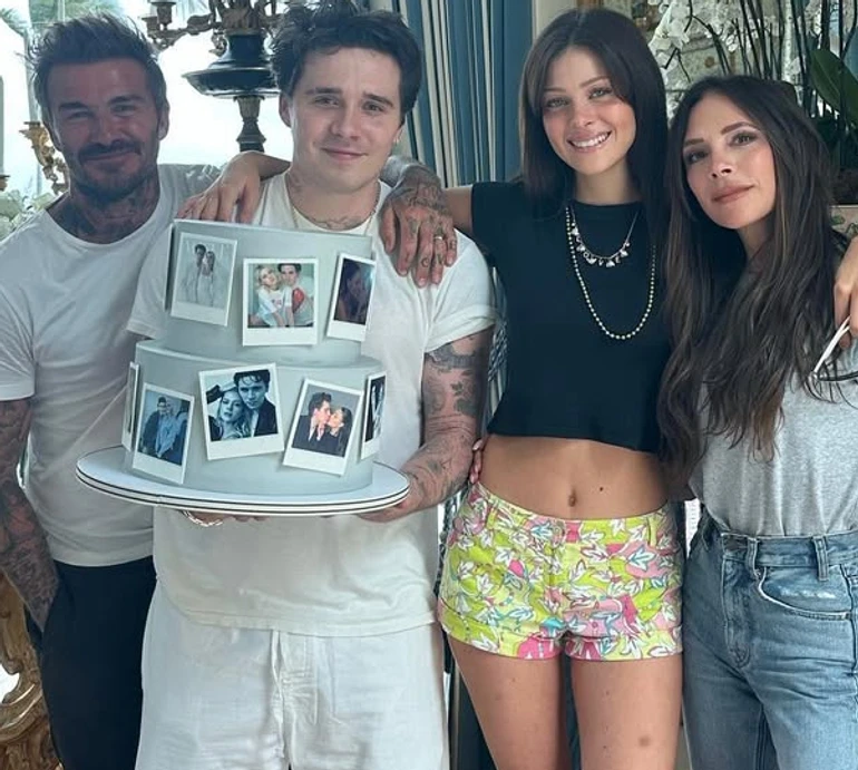 Грьобане шоу, весільна сукня, колишня і контроль: чому сваряться Бекхеми і до чого тут невістка