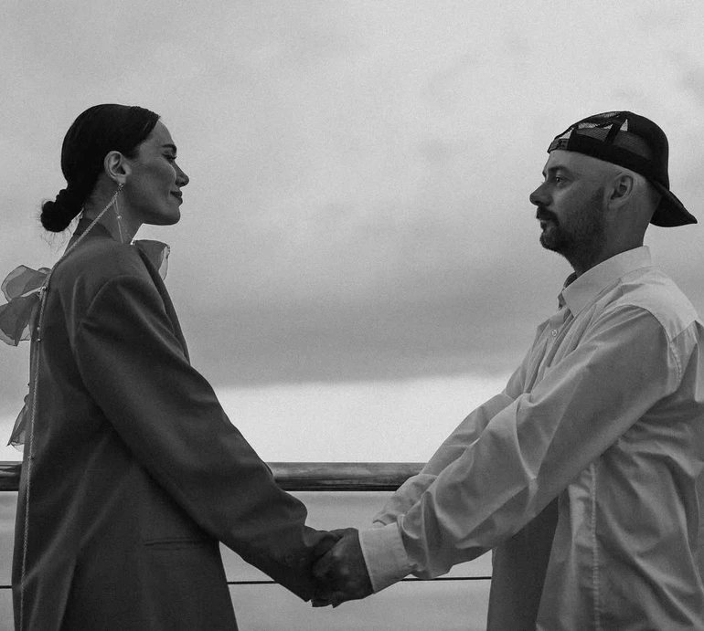 Рівно місяць, як я тужу за тобою: вдова фронтмена ADAM Клименка адресувала йому щемливі слова