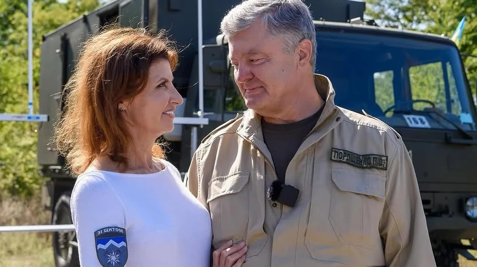 Не втомлююся тобою захоплюватися: дружина Порошенка щемливим відеозверненням та архівними фото привітала його із 61-річчям