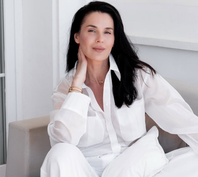 Істина для всієї країни: Єфросиніна на блакитно-жовтій гойдалці поміркувала про незалежність