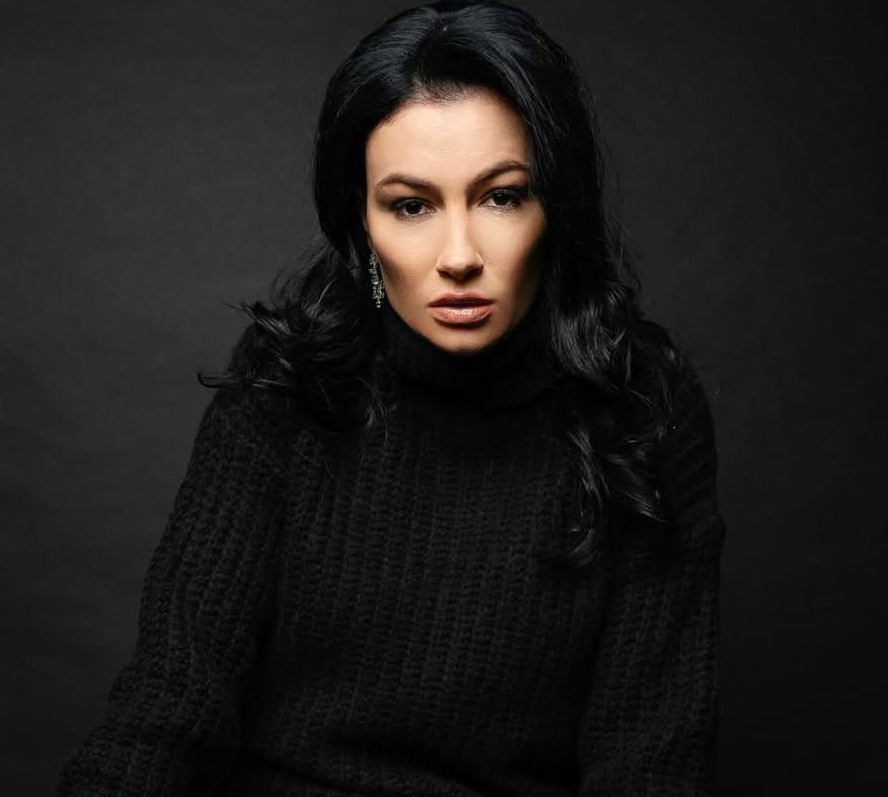 Мій виклик: Приходько показалася з новим кольором волосся і розповіла про свої експерименти з зачіскою. Фото