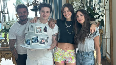 Мамця пішла у відрив: Вікторія Бекхем стала мемом соцмереж після того, як її син розповів про її недоречні танці на його весіллі