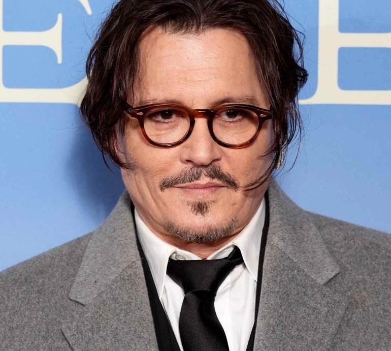 Краш з 90-х, брутальний рокер та пірат: як змінився Джонні Депп за роки кар'єри. Фото