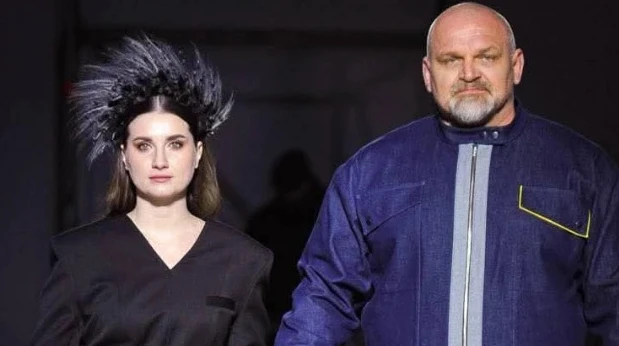 Протезована ветеранка ЗСУ у супроводі Вірастюка представила функціональний одяг на подіумі UFW