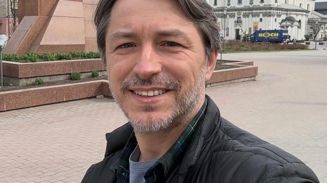 Бавлять одне одного: Притула замилував кадрами з прогулянки у компанії старших дітей