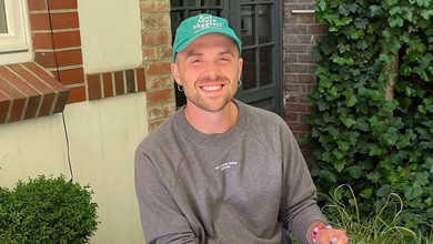 Блонд і картата сумка: Кацурін показав, яким був після переїзду з Бердянська до Києва