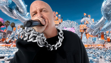 Реп-команда: Потап за кордоном заселфився з сином і Горовою