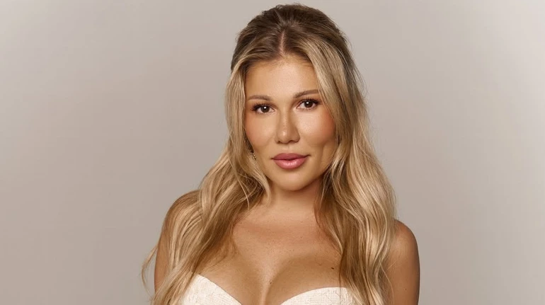 Моя підтримка, приклад та натхнення: Омаргалієва показала свою маму і зачарувала фанів її співом. Відео