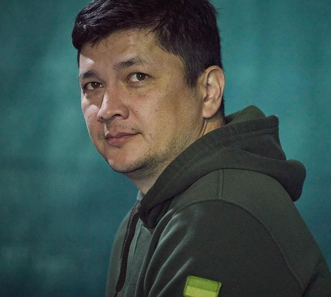 Кім у патріотичній формі показав, який спорт йому допомагає. ФОТО