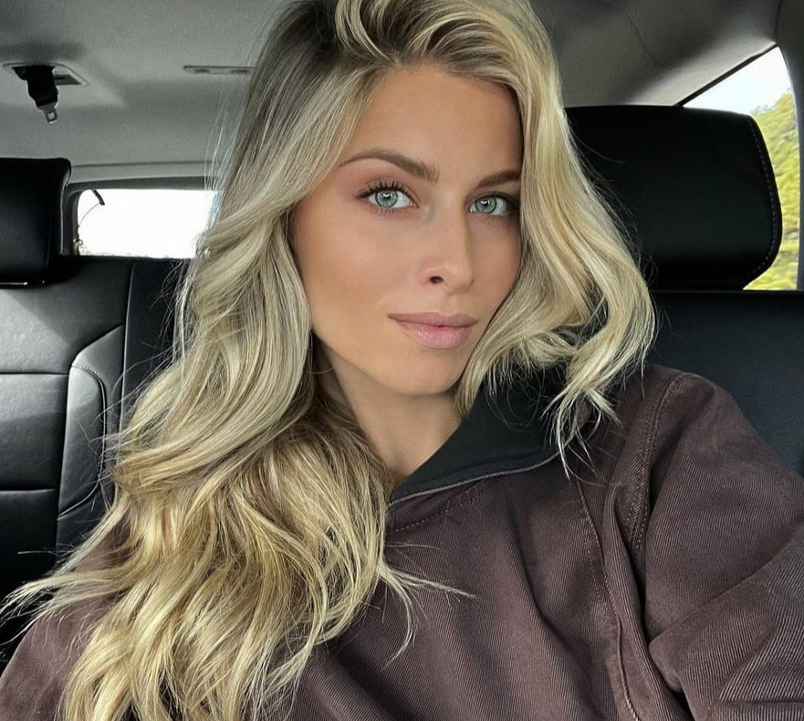 Моя любов: онука Ротару показалася з загадковим чоловіком. Фото