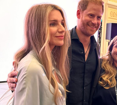 Ніколи б не подумала: Сільченко похвалилася знайомством з принцом Гаррі в Києві. Фото