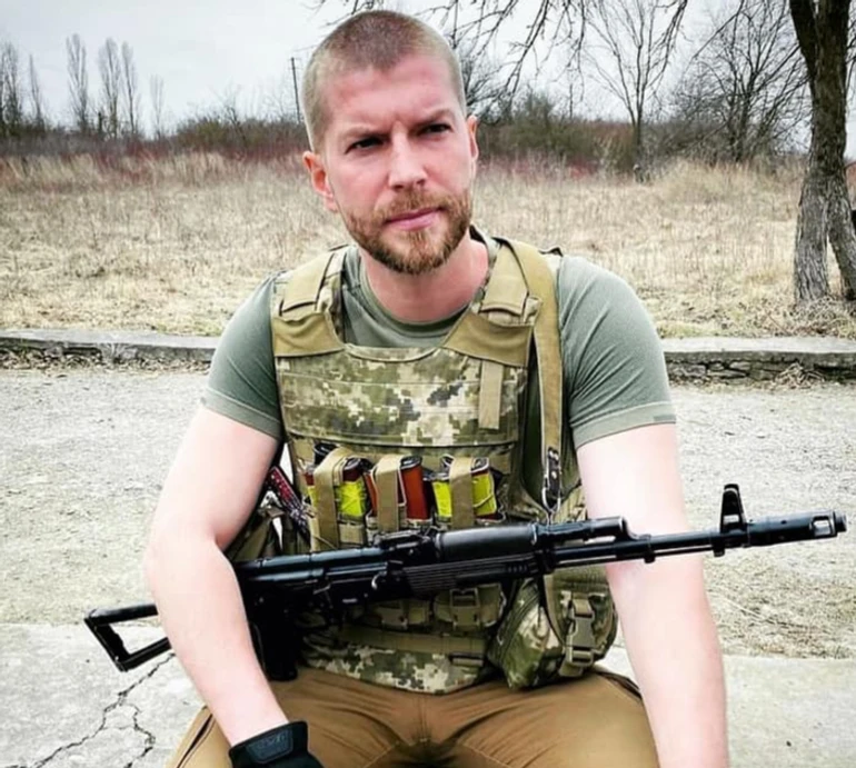 Змінили сцену на поле бою: українські актори, які воювали і загинули на фронті