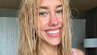 Казкові Мальдіви: Квіткова у бікіні попозувала коло океану на відпочинку з сином