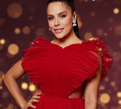 Онуфрійчук, Горбунов та Єфросиніна: Танці з зірками оголосили 8-х ведучих новорічного випуску