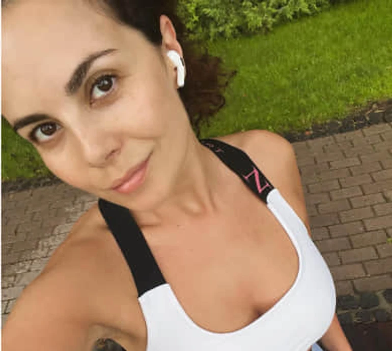 Довгий час не займалася: Каменських зі спортивним декольте оголосила про повернення до спорту