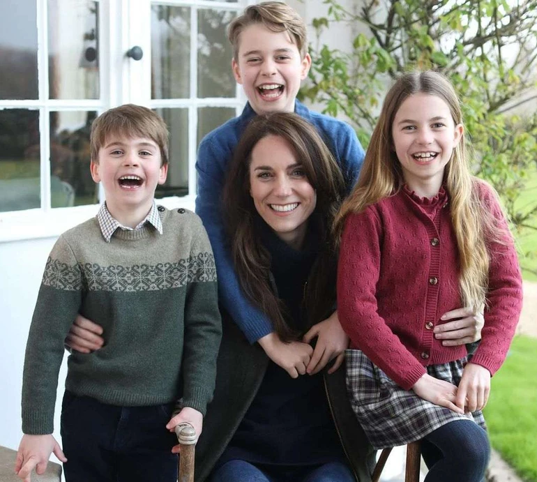 Підробка по-королівськи? Світові фотоагентства видалили світлину Міддлтон через підозри щодо несправжності