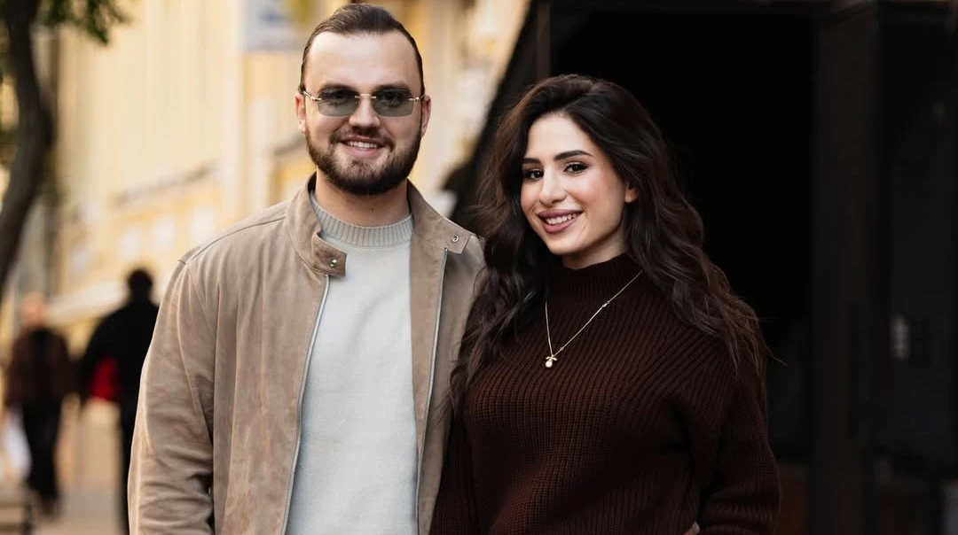 SKYLERR у бікіні посвітила звабливими формами в Буковелі та разом із Проніним розповіла про їхній майбутній шлюбний контракт