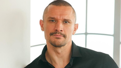 Безцінний час: Холостяк Цимбалюк позбирав гриби з батьками у лісі