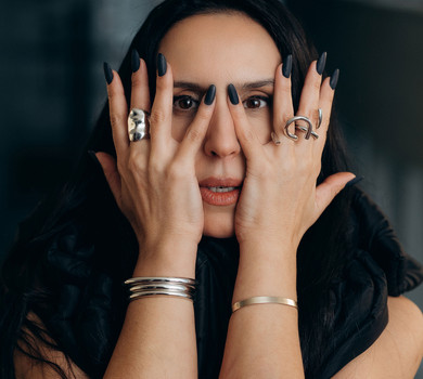 Електронний біт, пост-панк і пластичні танці: Jamala презентувала кліп на своєрідний гімн самовираження