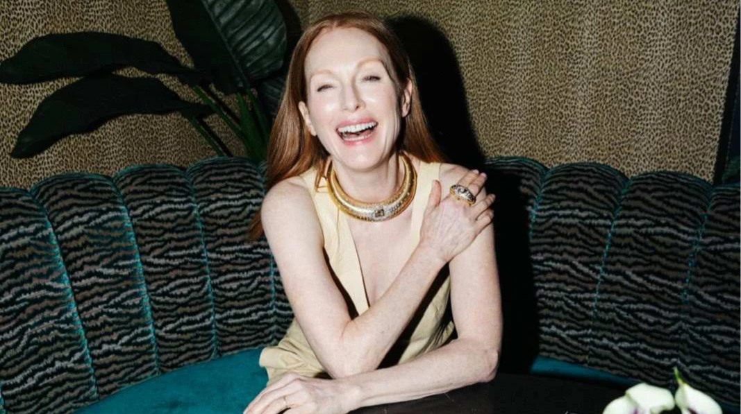 Джуліанна Мур у Маямі наробила фото з 24-річною донькою