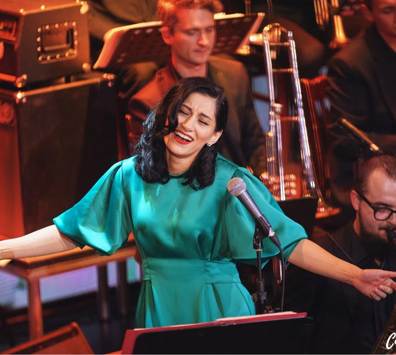 Різдвяні концерти, стендапи та диско-вечірки: груднева програма Caribbean і Pepper's Club