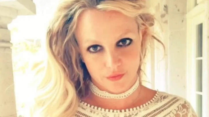 Спірс вперше після арешту показалася разом із дорослими синами. Фото