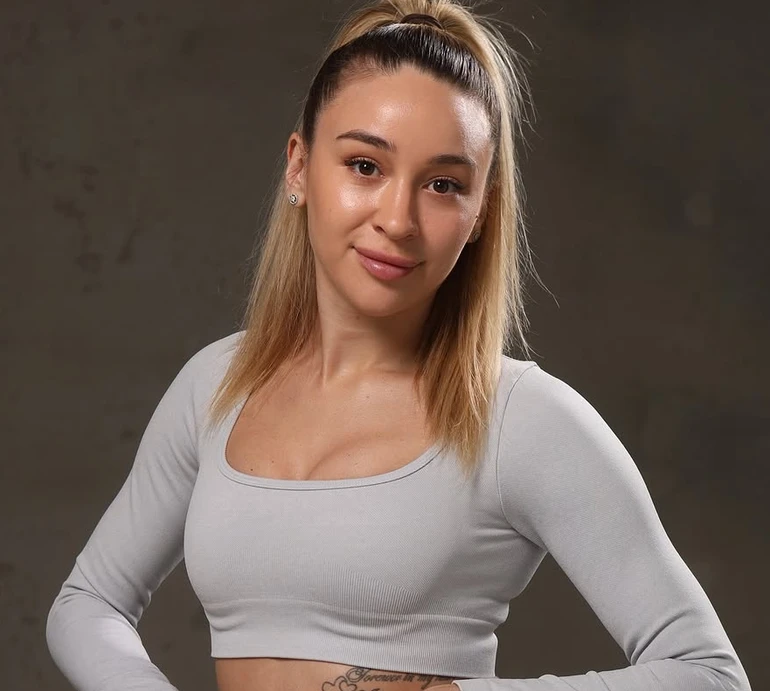 Терлюга вперше показала личко 1,5-місячної дочки. Фото