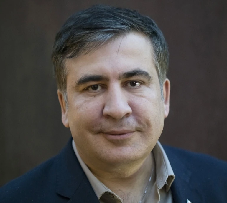 Саакашвілі в соцмережі поділився рідкісним фото сина та невістки