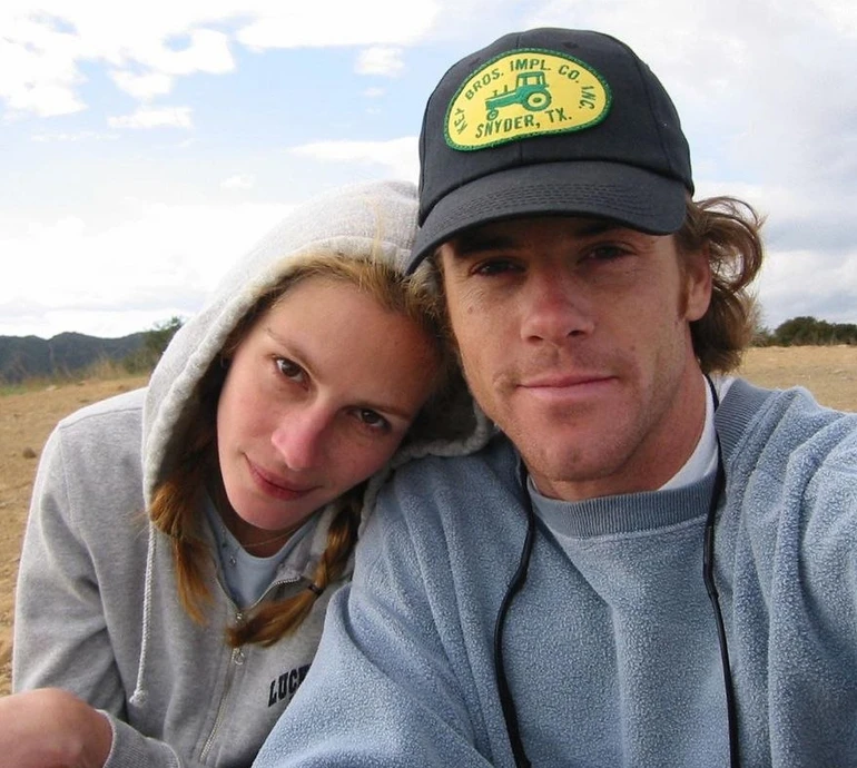 Бронзове весілля: Джулія Робертс із нагоди річниці поділилася романтичним фото з чоловіком