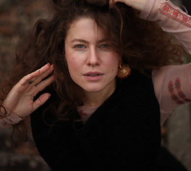 Почуваюся розкішно: Легейда у самих трусиках заселфилася під час процедури краси